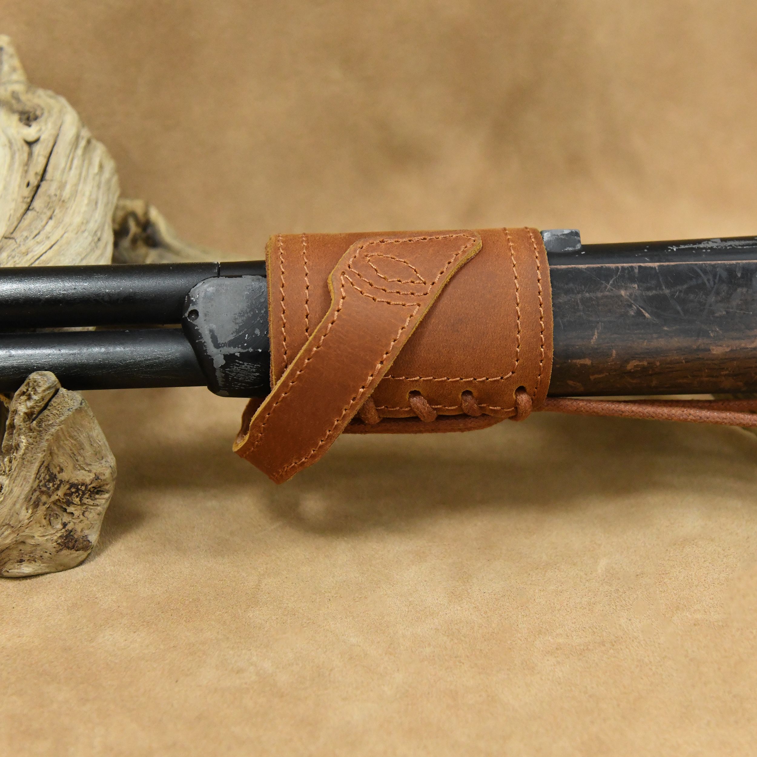 WAYNE'S DOG Leather Gun Barrel - Rifle Sling Swivel のレビューと価格